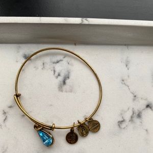 Alex and Ani living water bangle bracelet